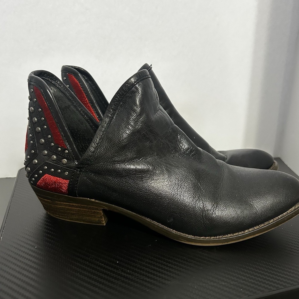 Lucky Brand Kambri Boots‎ Women 9M Black Leather Block Heel Ankle Bootie Studs